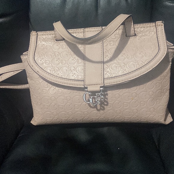 Guess CROSSBAG - Picture 2 of 3